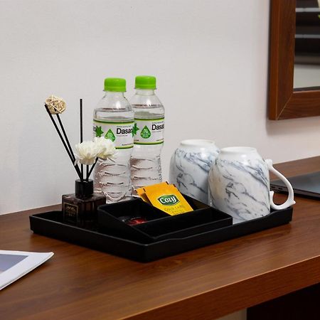 Cat Ba Hongkong Hotel Dong Khe Sau 外观 照片