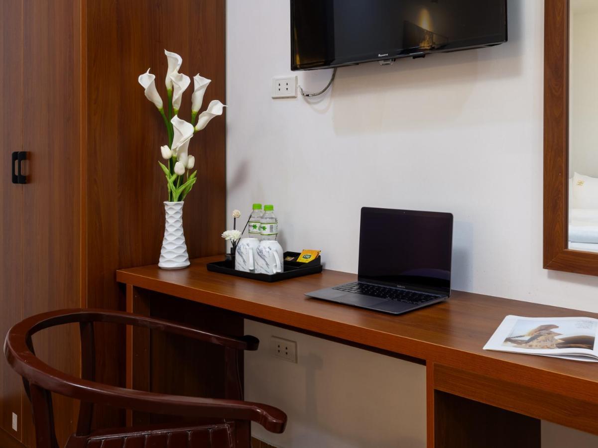 Cat Ba Hongkong Hotel Dong Khe Sau 外观 照片